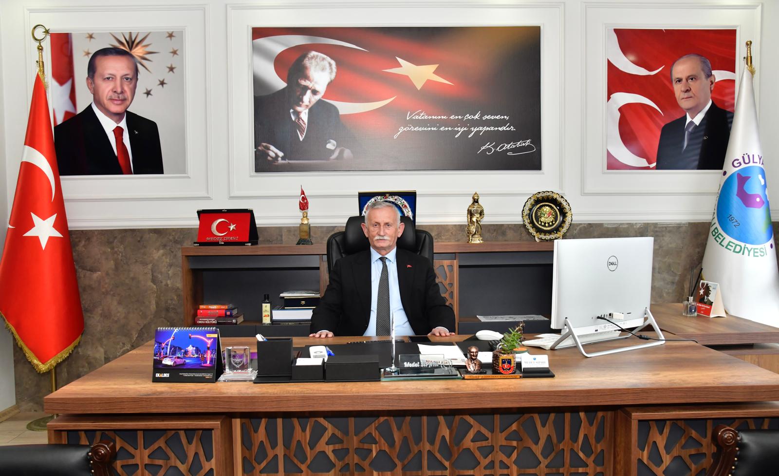 MEDET SİPAHİ’DEN 15 TEMMUZ MESAJI!
